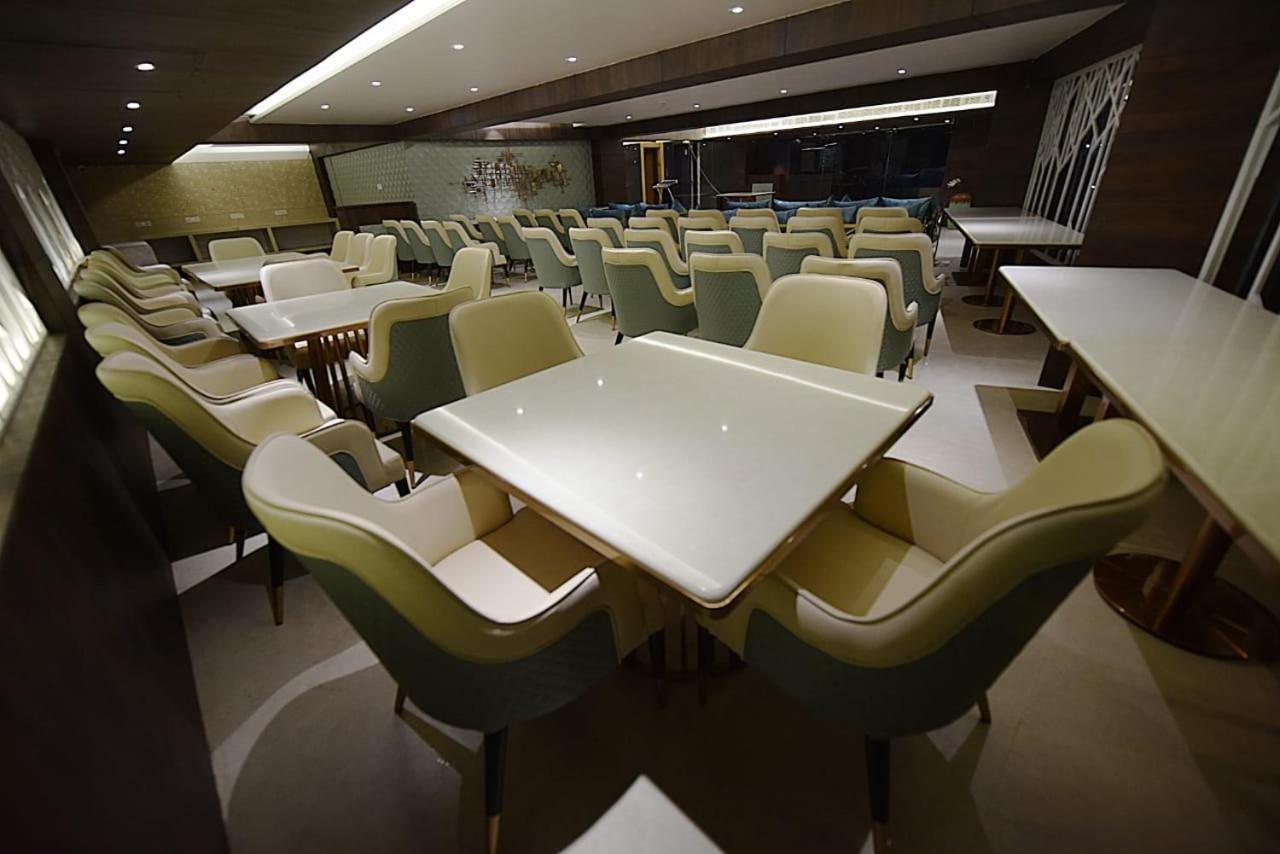 Jw Cruise Hotell Ajmer Eksteriør bilde