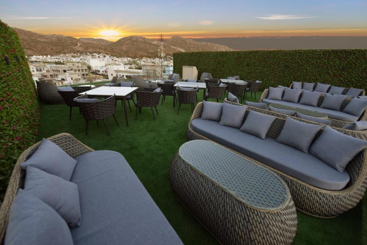 Jw Cruise Hotell Ajmer Eksteriør bilde